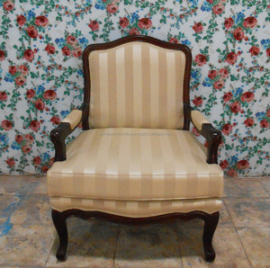 Muebles de Salón de Indonesia - Silla Luis XVI Clásica de Madera de Caoba - Product Image 2