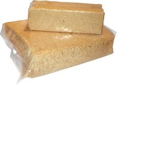 Copeaux de bois de pin pour litière de cheval UTILISATION DE COPEAUX DE BOIS DE PIN pour litière de vache - Product Image 1