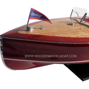 Modèle de bateau en bois CHRIS CRAFT RACING RUNABOUT 1953 - Modèle artisanal en bois - Product Image 2