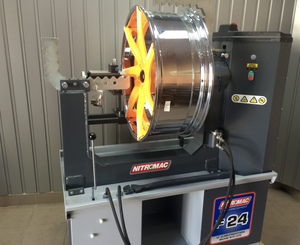 Máquina de reparación de ruedas de 10 ''-34'' con pulido - Product Image 6