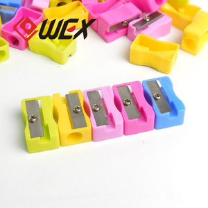 Taiwan Le Plus Chaud vente portable 1 trou lame en acier de haute qualité coloré de promotion de nouveauté en plastique taille-crayon - Product Image 4