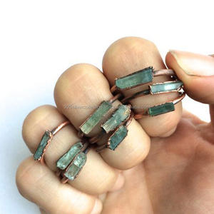 Anillo de dedo de cobre y latón minimalista, joyería de compromiso de piedras preciosas en bruto para boda, fiesta, aniversario, patrón de número de declaración - Product Image 2