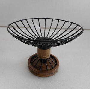 Panier de fruits en fil de fer noir mat pour la vente en gros de stockage de fruits et légumes par un fabricant indien - Product Image 4