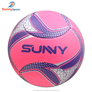 ลูกฟุตบอลชายหาดที่มีวัสดุโฟมสัมผัสนุ่ม ทนทาน และเหมาะสำหรับกีฬาทางน้ำ - Product Image 2