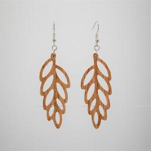 Boucles d'oreilles pour femmes pour les fêtes et les festivals dans le monde entier - Product Image 1