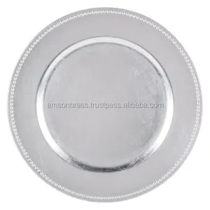 Assiette de présentation en métal et fer Assiette de vaisselle à bordure pointillée Forme ronde de la plus grande qualité sous l'assiette du meilleur exportateur en Inde - Product Image 1