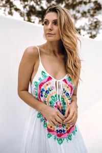 Vestido de noche elegante para mujer, vestido largo bordado mexicano con tirantes finos y estampado alto bajo - Product Image 4