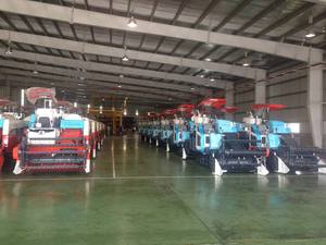 Moissonneuse-batteuse KUBOTA GENUINE DC70 à vendre - Product Image 4