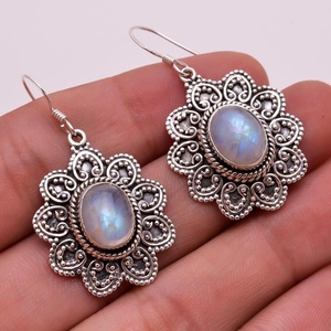 Pendientes de piedras preciosas de Plata de Ley 925, piedra de Luna arcoíris Natural, boda étnica, joyería fina hecha a mano - Product Image 1