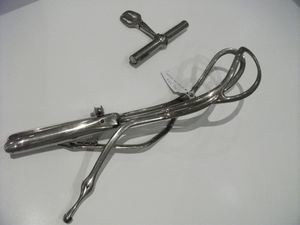 Fórceps obstétricos con mango de tracción certificado CE Mahersi, para uso en obstetricia - Product Image 4