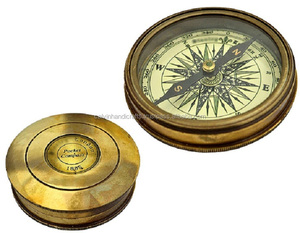Laiton Massif Antique Belle Poche Gravée Nautique Magnétique Extérieur Belle Boussole Cadran Solaire Antique - Product Image 1