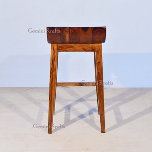 Tabouret de bar haut classique en bois massif à dossier bas, style nordique, très vendu, personnalisable pour la cuisine, pour les tabourets de salon - Product Image 4