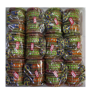 Vòng Đeo Chỉ Nhung Hued Rực Rỡ, Bộ Vòng Tay Ấn Độ Với Bông Tai Phù Hợp - Product Image 2