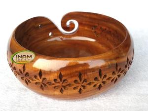 Accesorios de ganchillo de alta calidad, tazón de almacenamiento de hilo de madera tallado a mano, 7x4 pulgadas con taladros pulidos, agujeros, calidad extrema - Product Image 4