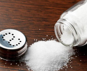 Sel de mer raffiné iodé emballé par pot en plastique de la meilleure qualité à flux libre 250g 500g 1kg pour la cuisson - Product Image 2