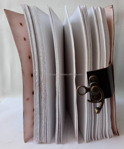 สมุดโน๊ตสีดำพิมพ์ลายด้านข้างเป็นสมุดสลักลายนูนหนังแท้ A5คลาสสิกทำด้วยมือสำหรับเขียนไดอารี่หมุดทองเหลือง - Product Image 5