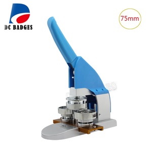 Baru DIY Tombol Pembuat 75 Mm Badge Membuat Mesin + 75 Mm Akrilik Pemotong Kertas + 500 Pcs Logam lencana Aksesoris - Product Image 2
