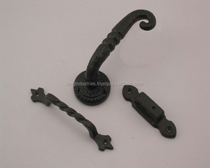 Manija de puerta de hierro fundido de alta resistencia para venta al por mayor, estilo antiguo vintage negro, para pasillo o baño, con función de privacidad. - Product Image 3