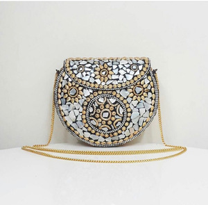 Pochette à design mosaïque Vintage indienne, accessoire multicolore en métal et en résine, fait à la main, modèle Vintage et indien, pour femmes - Product Image 1