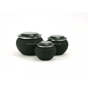 Suministros funerarios para cenizas de mascotas, urna de cremación de la India de Brassworld, ODYSSEY - Product Image 6