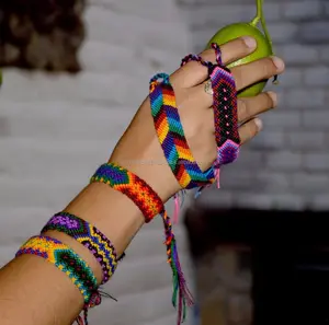 กำไลข้อมือมิตรภาพสุดฮิตแบบกว้าง ขายส่งกำไลข้อมือมิตรภาพแบบกว้าง - Product Image 1