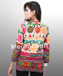 Chaqueta Vintage Kutch Banjara para Mujer, Chaqueta de Invierno con Bordado Estilo Bohemio Gitano, Talla Grande, Tejida y Transpirable - Product Image 3