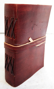 สมุดไดอารี่ปกหนังนิ่มเรียบๆที่น่าสนใจทำด้วยมือปก A5 B5พร้อมสายรัดปิดสำหรับนักเรียนและใช้งานประจำวัน - Product Image 2