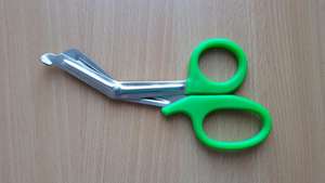 กรรไกรผ้าพันแผลสแตนเลสอเนกประสงค์ขนาด6 1/2ใหม่สำหรับพยาบาลกรรไกรฉุกเฉินทางการแพทย์จากเดลต้าทางการแพทย์ - Product Image 4