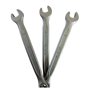 مفتاح ربط مكون من 7 Cold stom Cold stom Cold stemp مع مفتاح ربط للاستخدام المنزلي والاحترافي - Product Image 1