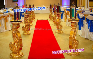 Décoration d'allée de mariage Paon, Piliers de couloir en cristal, Colonnes d'allée sculptées dorées, Royaume-Uni - Product Image 5