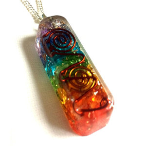 Orgonita alambre de cobre Wraape siete Chakra colgante joyería hecha a mano - Product Image 1