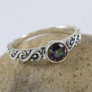 Belle pierre précieuse de quartz mystique bague en argent sterling 925 bijoux en argent faits à la main avec une bague élégante - Product Image 2