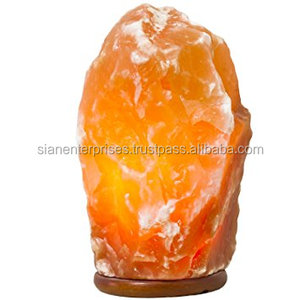 Lampe à sel de l'Himalaya de 9 pouces en cristal naturel sculpté à la main poli dans le style Feng Shui par Sian Enterprises - Product Image 1
