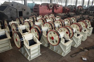 Hiệu Suất Cao Khai Thác Vàng Động Cơ Diesel Máy Nghiền Hàm Sử Dụng Rộng Rãi Trong Mỏ Mỏ Mỏ Đá Nhỏ Máy Nghiền Để Bán - Product Image 6