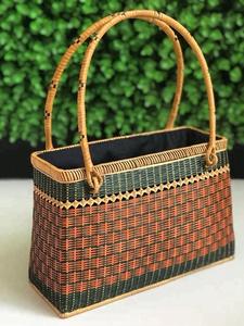 กระเป๋าไม้ไผ่ทรงสี่เหลี่ยมคางหมูจากเวียดนาม - Product Image 2