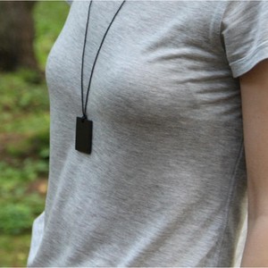 Pendentif en shungite minimaliste du patrimoine carélien rectangulaire, bijoux en pierre naturelle pour la protection des champs électromagnétiques, authentique shungite russie - Product Image 5