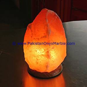 Lampe de sel 100% cristal himayen naturel du Pakistan, 2-3 kg, fait avec des cristaux roses purs - Product Image 5