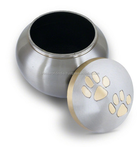 Brassworld India's American Style Metal Pet Cremation <b>Urns</b> - Product Image 4