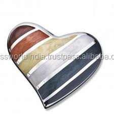 Urne commémorative en forme de cœur par Brassworld, fournitures commémoratives indiennes - Product Image 4