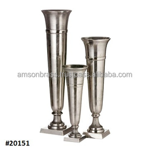 Ensemble de 3 vases à fleurs à base ronde nickelés pour chambre à coucher Vase en métal au design dernier cri fait à la main - Product Image 6