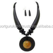 Collier en corne fait main de créateur indien pour femme avec perle et diamant pour la vente en gros - Product Image 2