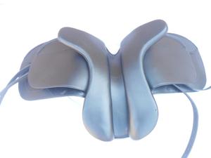 Selle de cheval de dressage en cuir de vachette avec logo personnalisable Selle de polo style anglais avec arbre en bois Différentes tailles disponibles - Product Image 3