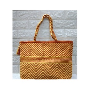 Custom Lady Messenger Style Shoulder Bag with Embroidery Decoration Daily Usage Thread Pattern - Product Image 1