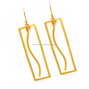 Pendiente de Plata de Ley 925 hecho a mano, pendiente colgante de moda chapado en oro clásico liso para regalo de aniversario de boda para mujer - Product Image 1