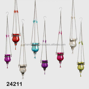 Porte-bougie chauffe-plat en métal suspendu fait à la main multicolore pour la décoration de la maison - Product Image 1