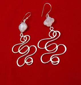 Piedra preciosa de piedra lunar arcoíris de Plata de Ley 925 con joyería hecha a mano chapada en oro pendiente de aro de moda - Product Image 4