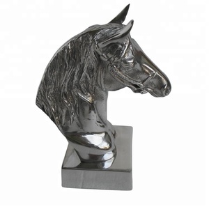 Statue décorative tête de cheval en métal - Product Image 2