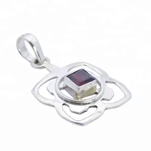 Beautiful Natural Garnet Gemstone Pendant 925 Sterling Silver Jewelry Pendants Handmade Jewelry