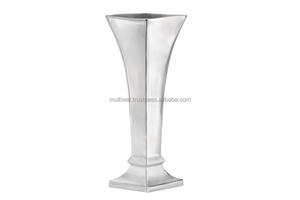 <b>Set</b> of <b>3</b> Pcs Metal Planter Decorative for Luxury Home Table and Garden Decoration - Product Image 5