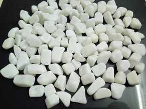 Vente en gros de galets de marbre blanc laiteux, galets naturels modernes pour le pavage, aménagement paysager, décoration de salon extérieur - Product Image 5